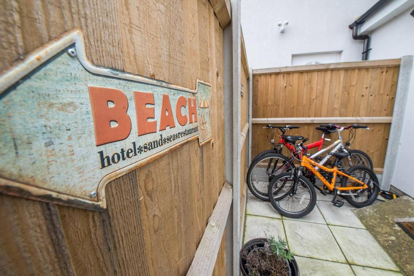 By The Bay - Mins To & Beaches Wparking Apartment Margate