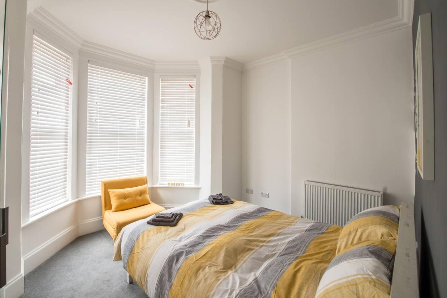 By The Bay - Mins To & Beaches Wparking * Margate